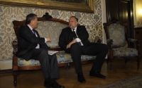 Momenti dell'incontro con l'ambasciatore cileno Fernando Ayala